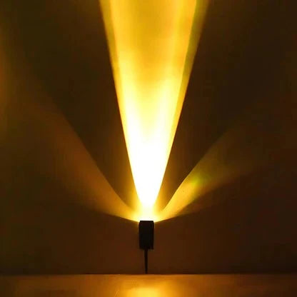Spotlight Solar Adjustable Zoom 10-12 Hour Runtime