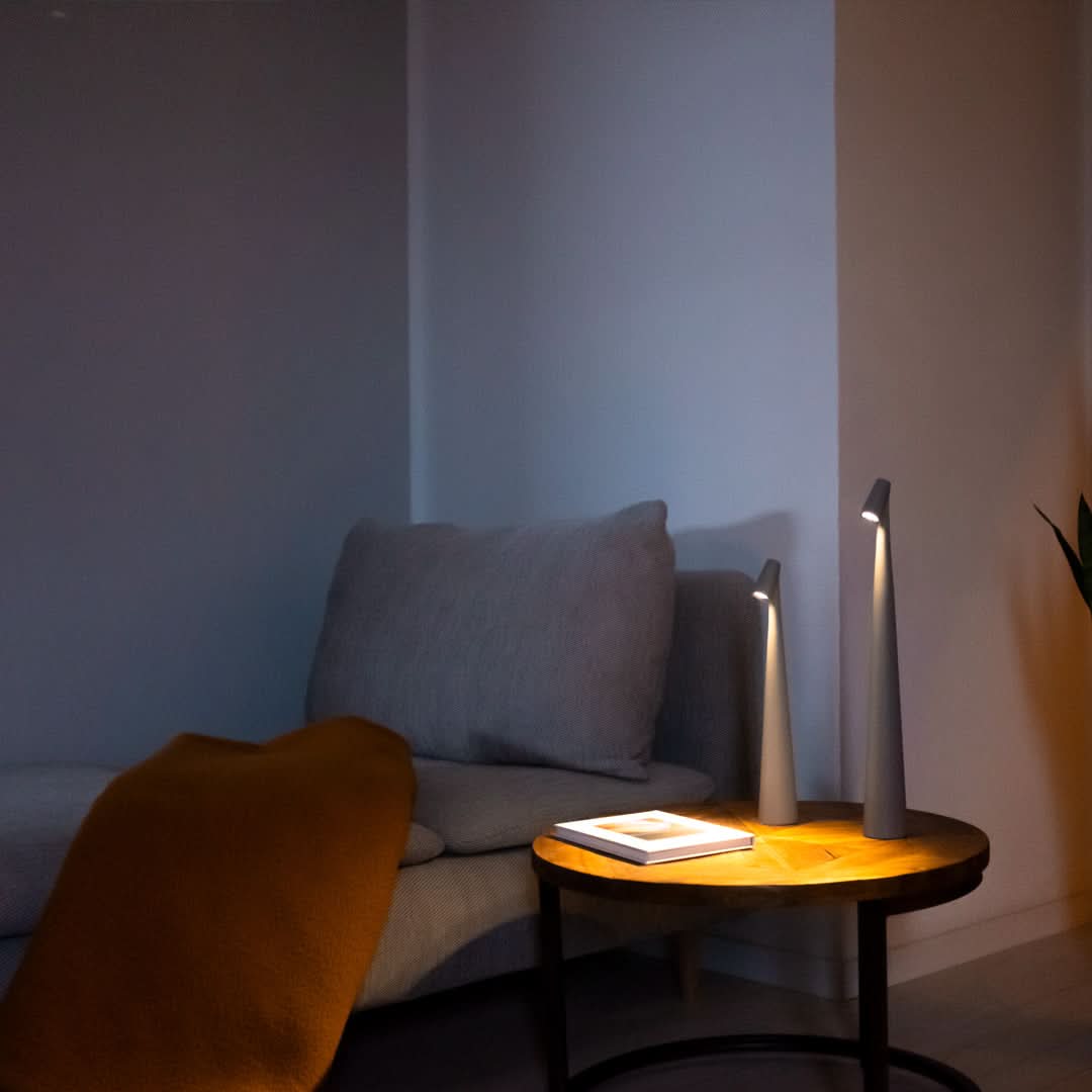 Table Lamp Cordless Metal Touch Dimming 3 Levels