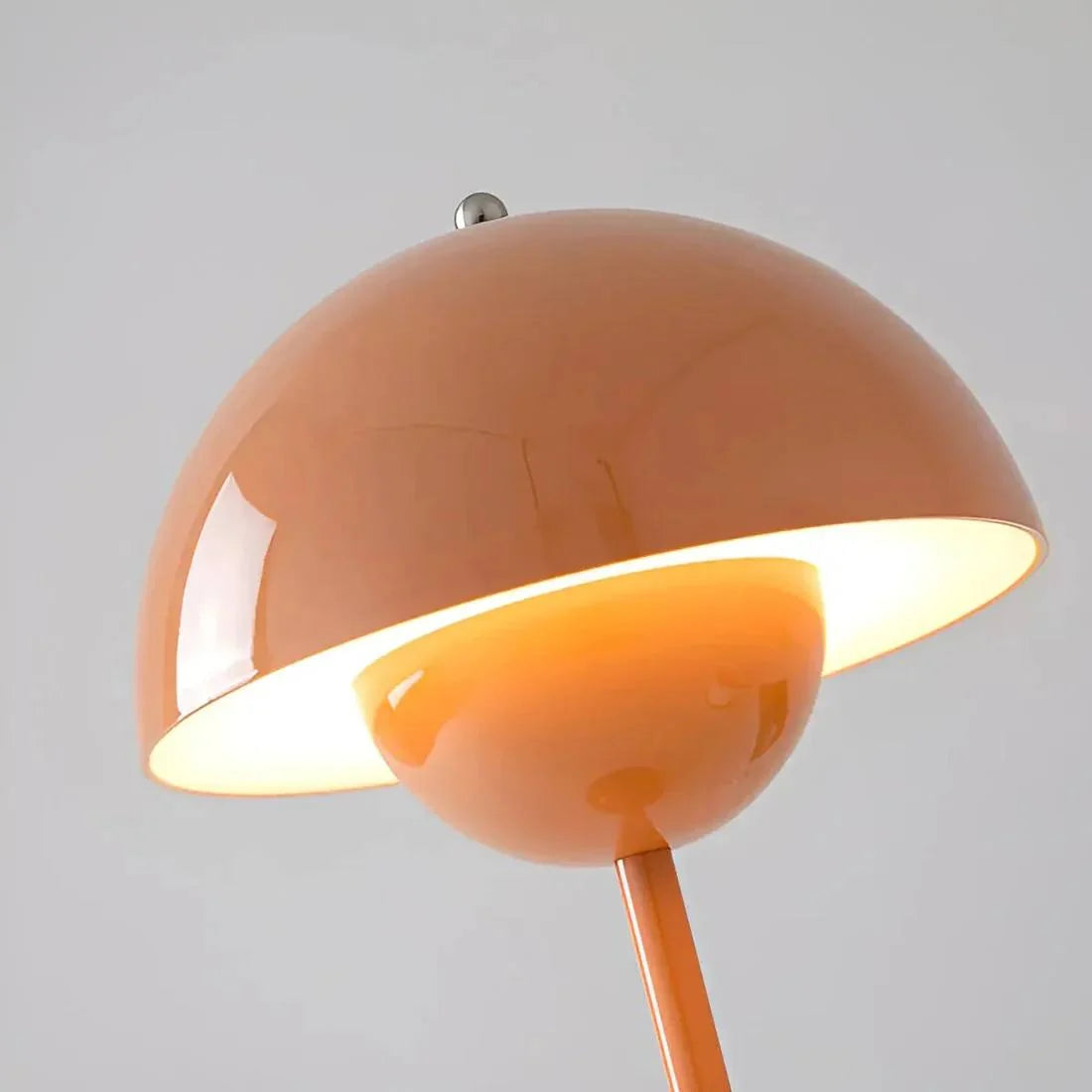 Table Lamp Dimmable Cordless LED Gold-Plated Base