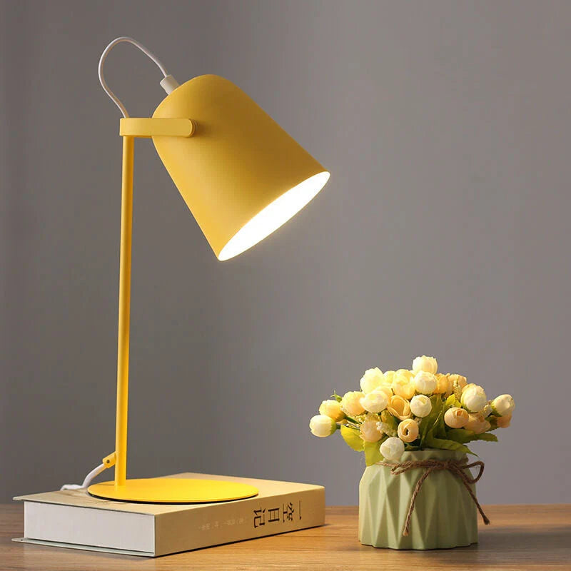 Table Lamp Iron Bucket-Shaped Design 14-Inch Tall