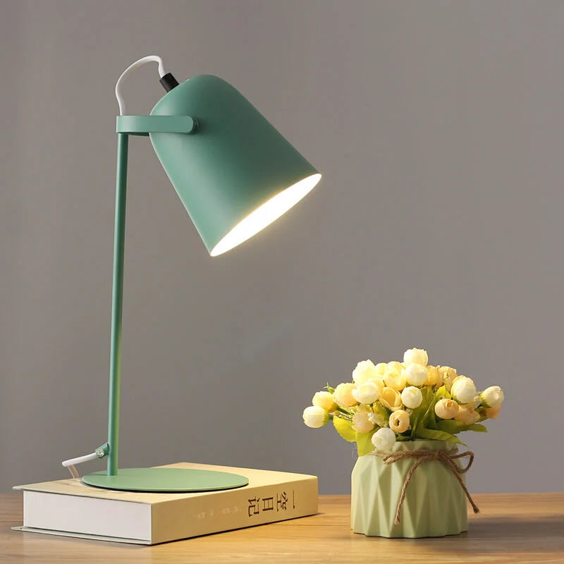 Table Lamp Iron Bucket-Shaped Design 14-Inch Tall