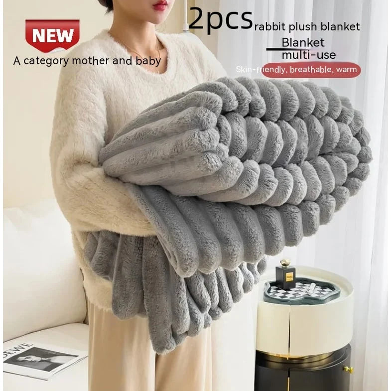 Throw Blanket Double-Sided Plush Faux Fur Pillowcase Included