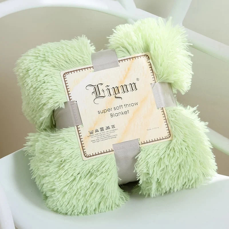 Throw Blanket Faux Fur Long-Pile Soft Non-Shedding
