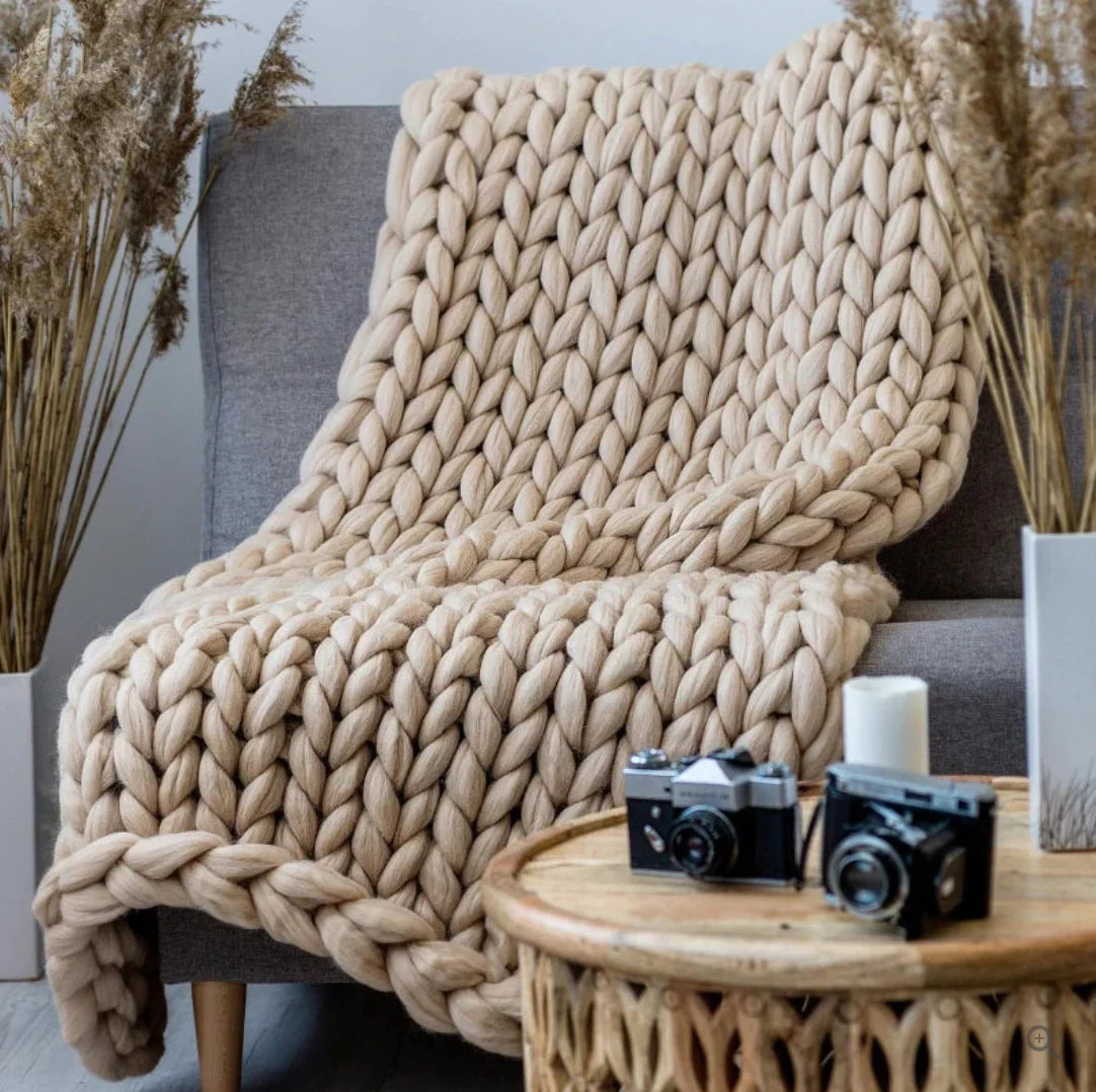Throw Blanket Hand-Knitted Natural Fiber All-Season