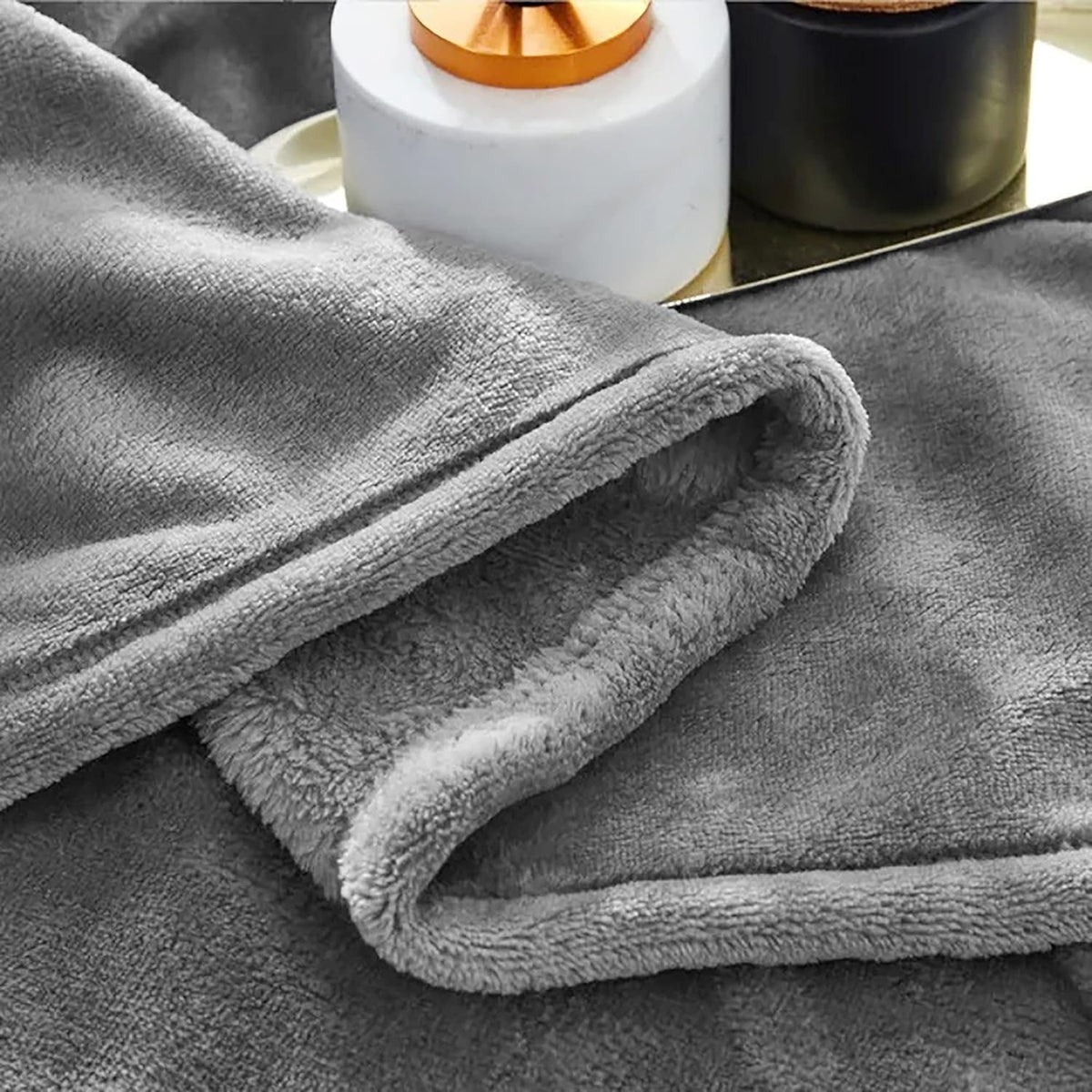 Throw Blanket Plush Faux Fur Lightweight Machine-Washable