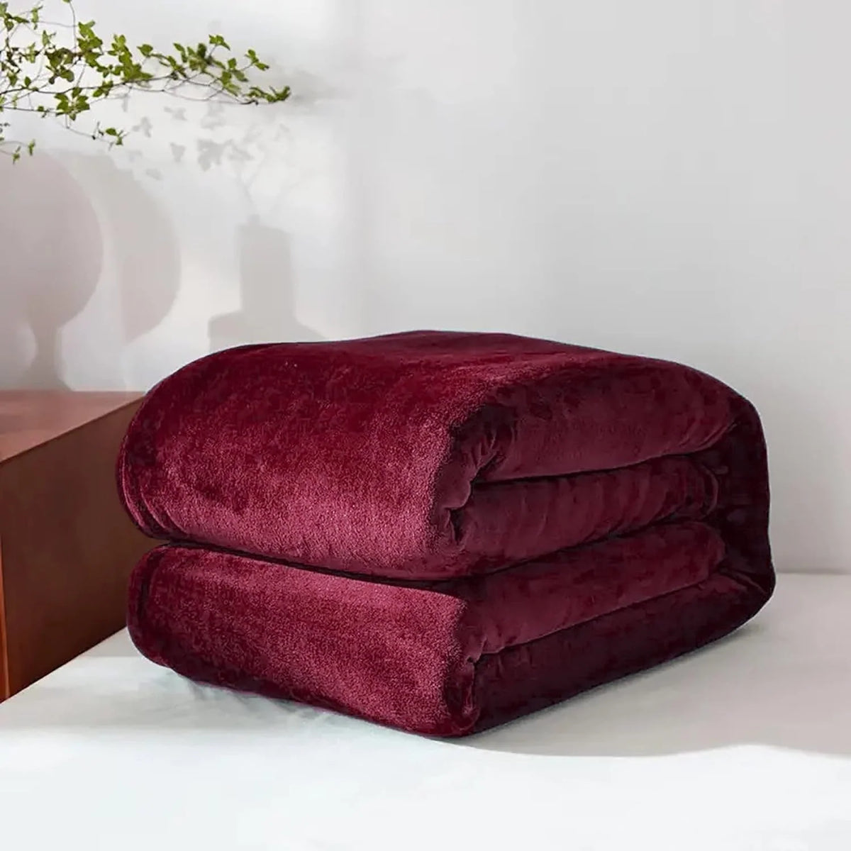 Throw Blanket Plush Faux Fur Lightweight Machine-Washable