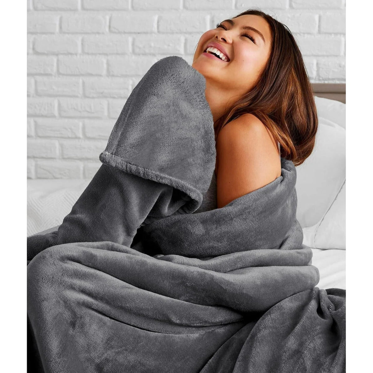 Throw Blanket Plush Faux Fur Lightweight Machine-Washable