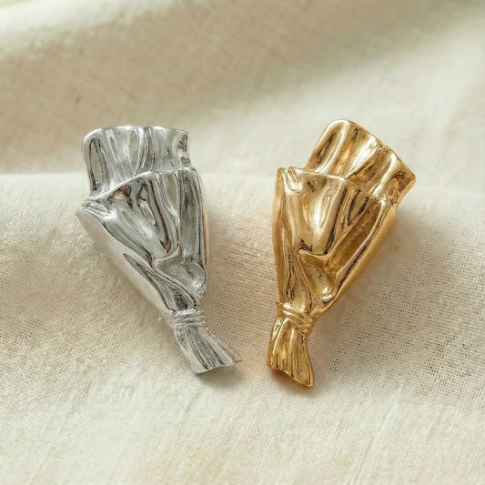 Vase Brooch Real-Stem Opening Polished Metal