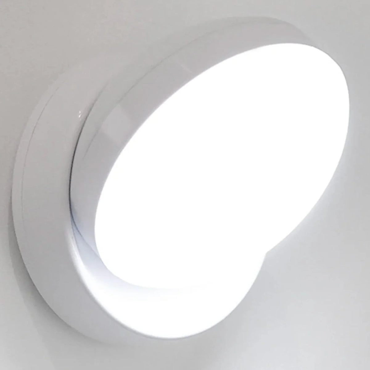 Wall Light Motion Sensor Rechargeable Magnetic Mount 360° Rotatable