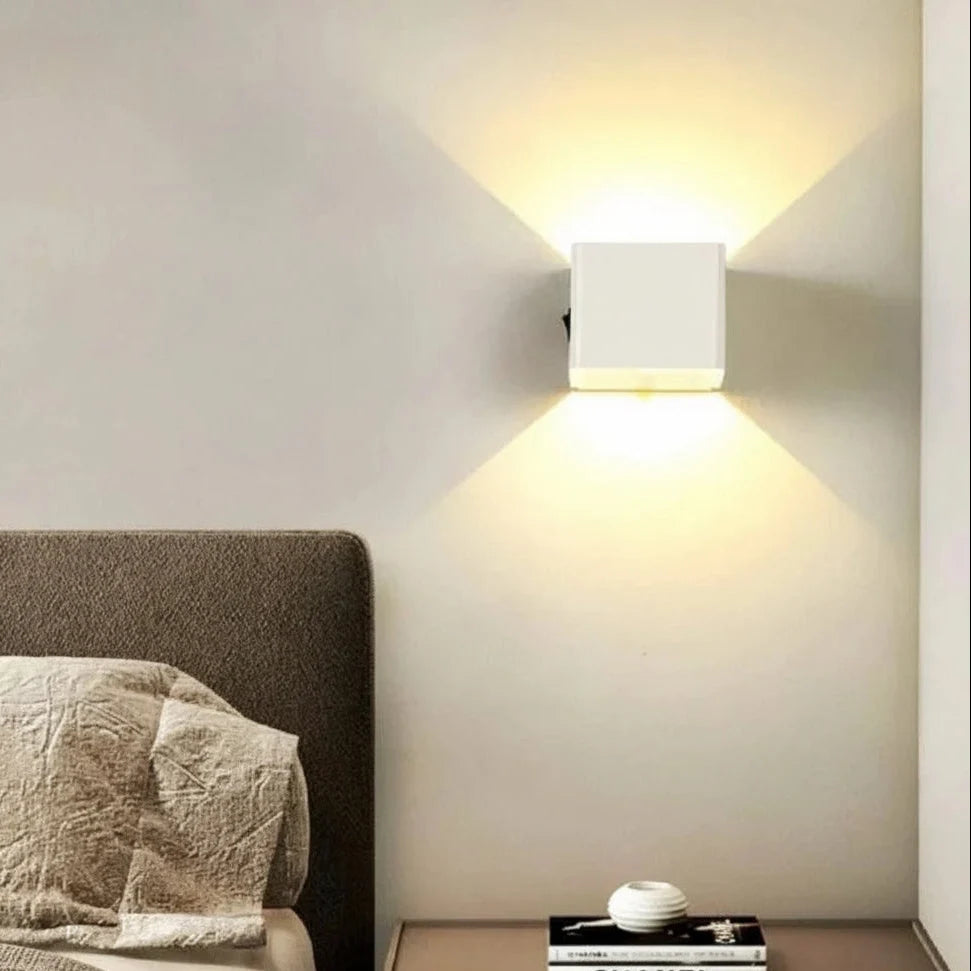 Wall Light Rechargeable & Dimmable Magnetic Mount