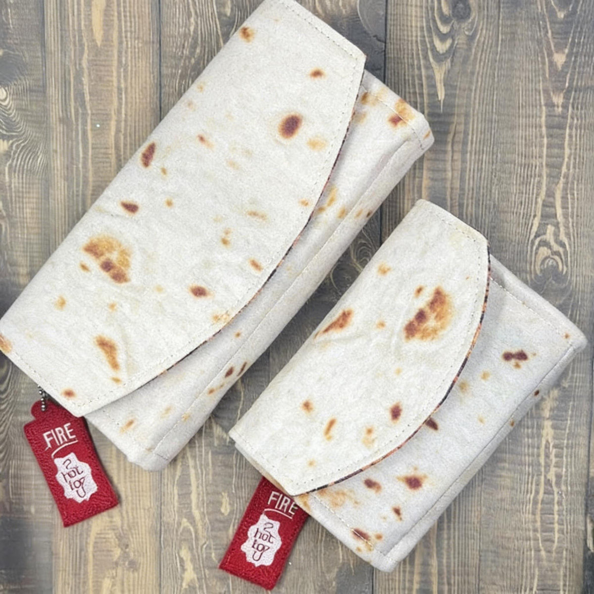 Wallet Burrito-Shaped Magnetic Closure Slim Profile