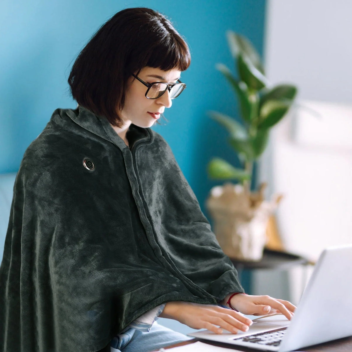 Wearable Heated Blanket USB-Powered Fleece Zipper Closure