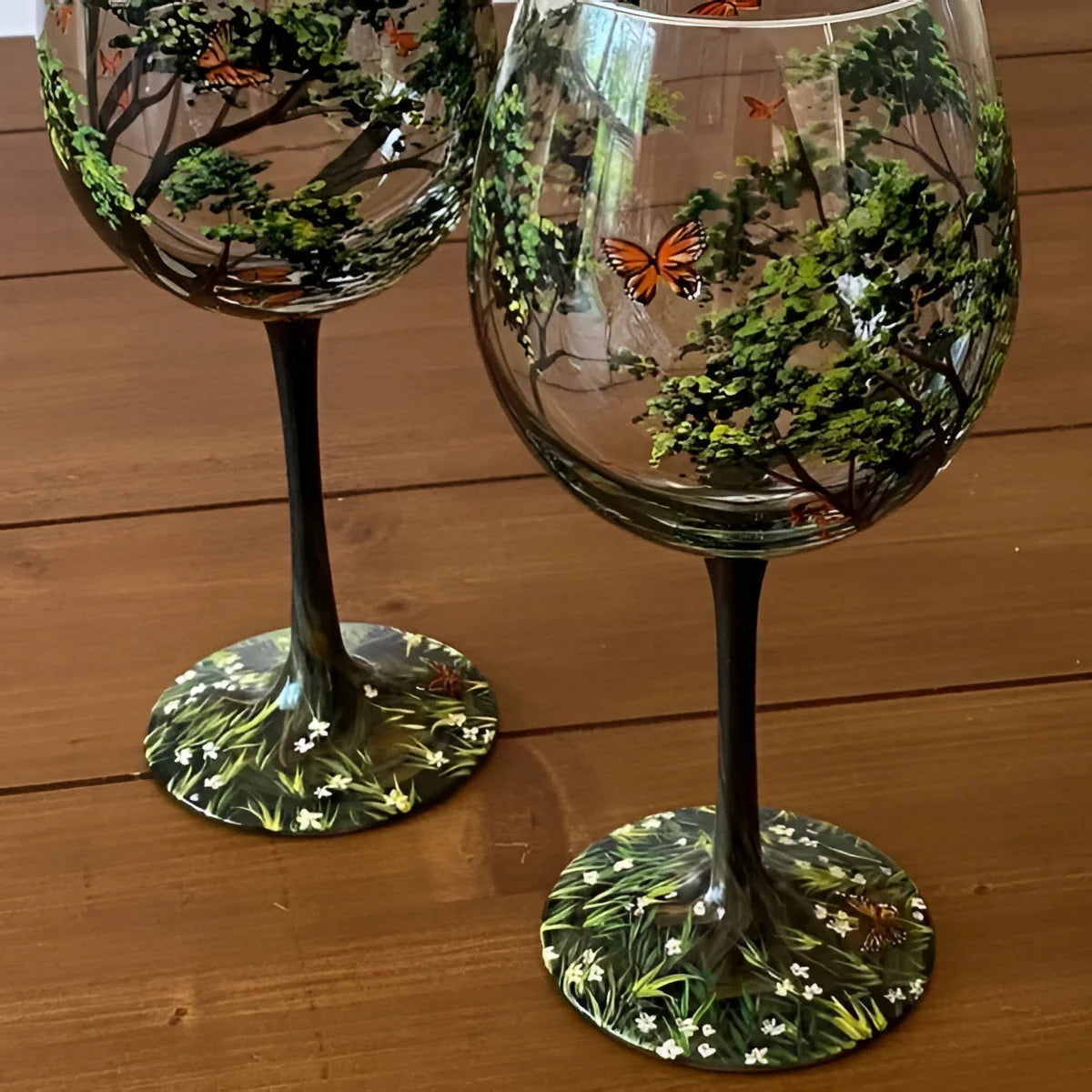 Wine Glass Hand-Painted Seasonal Tree Dishwasher-Safe 12 Ounce