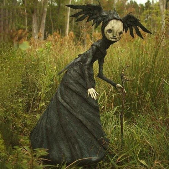 Witch Sculpture Lightweight Dark Gothic Halloween Décor