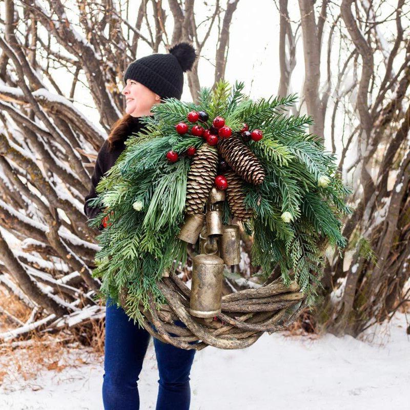 Wreath Pinecones Berries Golden Bells Weather-Resistant 17-Inch